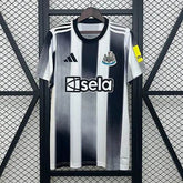 25/26 Newcastle United Home Football kit - Footyb